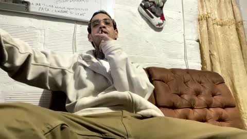 Snapshot of panthers_room chatting on December 22, 11:22 am panthers_room online show from December 22, 11:22 am