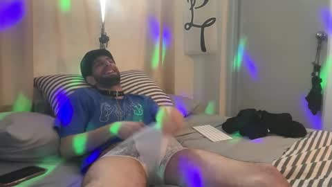 PantsLessTraveler online show from April 27, 1:19 pm