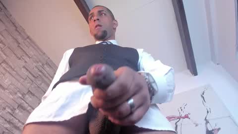 Snapshot of paolo_johnson chatting on February 17, 1:21 pm Paolo online show from February 17, 1:21 pm