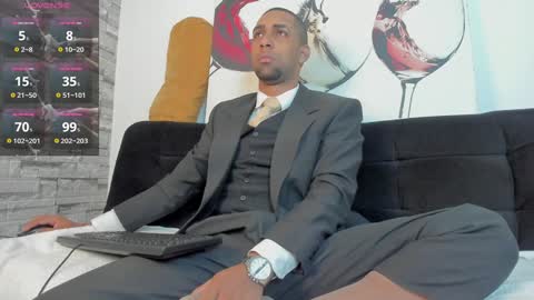 Snapshot of paolo_johnson chatting on January 15, 11:43 am Paolo online show from January 15, 11:43 am