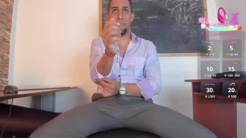 Snapshot of paolo_johnson chatting on February 24, 4:16 am Paolo online show from February 24, 4:16 am