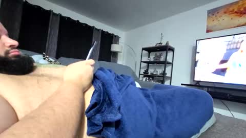 papasitogrande online show from January 31, 9:05 am