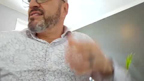 Papi online show from January 9, 4:06 pm