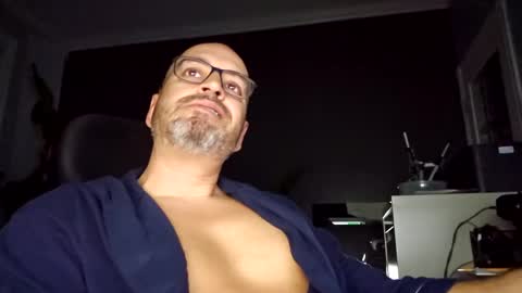 Papi online show from January 14, 3:01 am