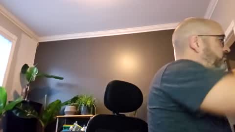 Papi online show from January 6, 12:46 pm