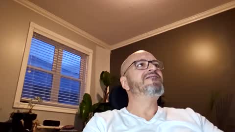 Papi online show from January 3, 9:57 pm
