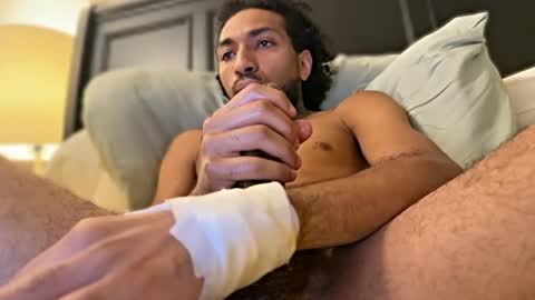 Snapshot of papi_bigcockie chatting on September 11, 1:10 pm papi_bigcockie online show from September 11, 1:10 pm