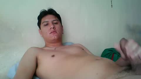 papi_daddy01 online show from February 26, 2:36 pm