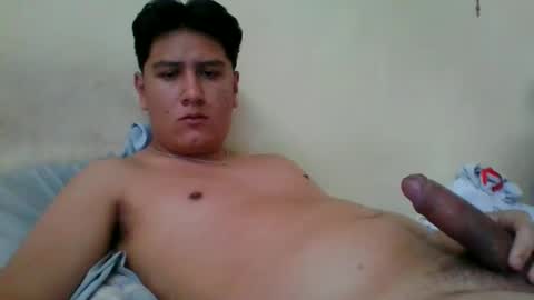 papi_daddy01 online show from March 3, 9:01 pm