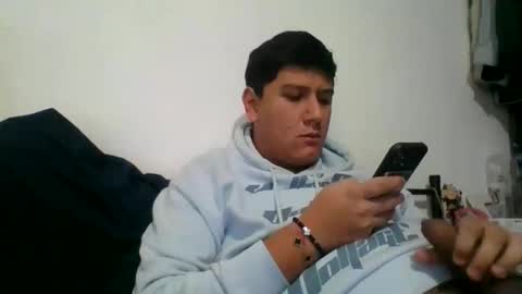 papi_daddy01 online show from January 11, 3:38 pm