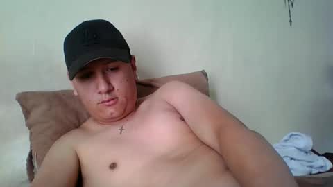 papi_daddy01 online show from February 24, 2:26 pm