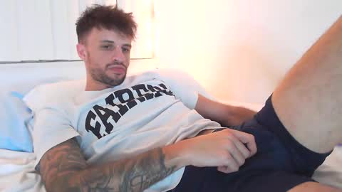 Snapshot of papijakey chatting on March 6, 2:41 am -- New Videos Down Below online show from March 6, 2:41 am