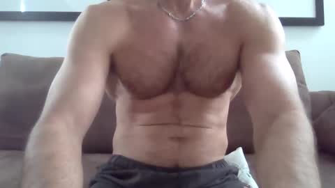 Snapshot of parisien75015 chatting on March 8, 6:09 am Porn Actor 21cm Hetero online show from March 8, 6:09 am