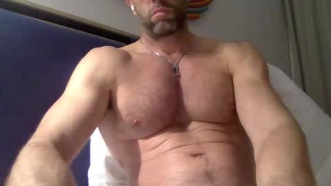 Porn Actor 21cm Hetero online show from May 7, 8:31 pm