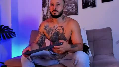 parker lavine online show from June 15, 2:25 am