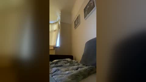parkertom525 online show from April 26, 6:48 pm