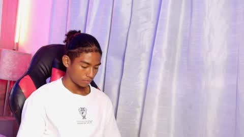 PARZIVAL online show from April 7, 7:47 pm