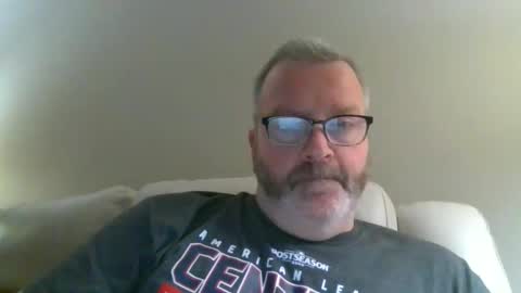 passporttraveler1 online show from April 24, 1:52 am