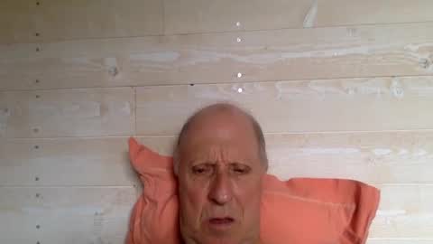 Snapshot of patibulaire1912 chatting on March 4, 1:06 pm Pati24 online show from March 4, 1:06 pm