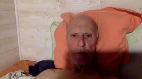 Snapshot of patibulaire1912 chatting on October 29, 7:39 pm Pati24 online show from October 29, 7:39 pm