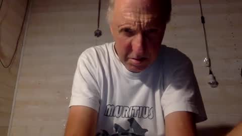 Snapshot of patibulaire1912 chatting on December 26, 7:38 pm Pati24 online show from December 26, 7:38 pm