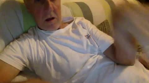 Snapshot of patibulaire1912 chatting on January 1, 10:24 pm Pati24 online show from January 1, 10:24 pm