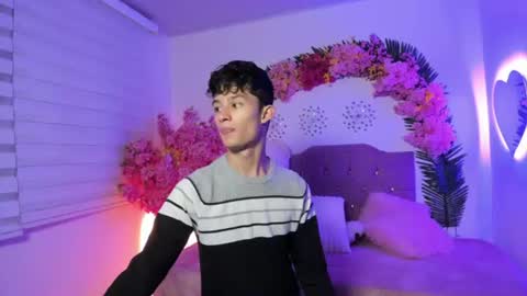 Patrick online show from June 12, 4:44 am