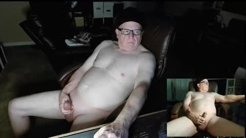 Snapshot of patrickstroking chatting on October 1, 8:40 am patrickstroking online show from October 1, 8:40 am
