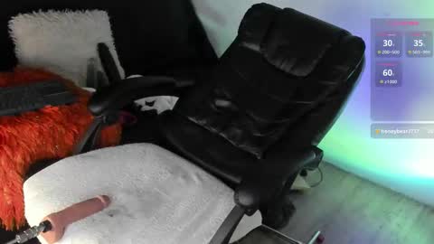 Snapshot of patrickted chatting on October 28, 2:14 am patrick ted online show from October 28, 2:14 am