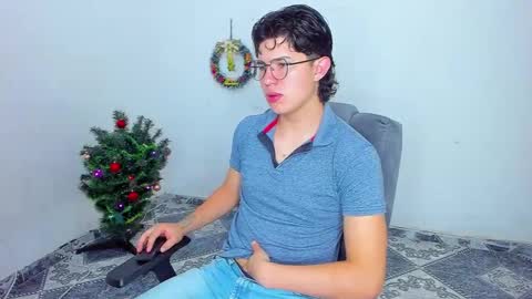 .... online show from December 22, 12:27 pm
