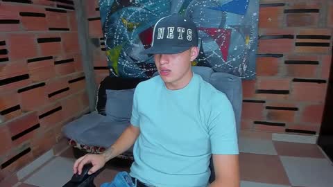 .... online show from February 3, 7:52 pm