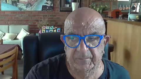 Snapshot of patvac chatting on December 25, 11:10 pm patvac online show from December 25, 11:10 pm