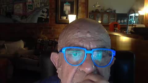 Snapshot of patvac chatting on January 21, 12:46 pm patvac online show from January 21, 12:46 pm