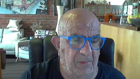 Snapshot of patvac chatting on March 7, 11:37 pm patvac online show from March 7, 11:37 pm