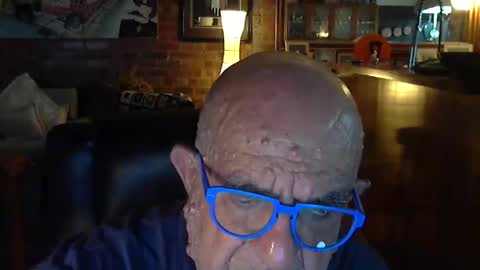 Snapshot of patvac chatting on January 15, 1:31 pm patvac online show from January 15, 1:31 pm
