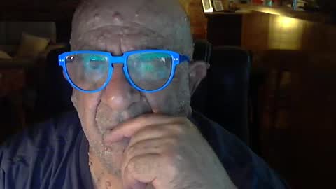 Snapshot of patvac chatting on January 4, 12:59 pm patvac online show from January 4, 12:59 pm