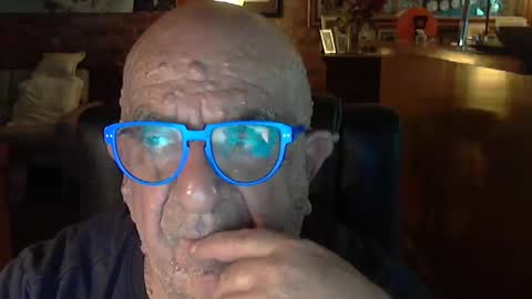 Snapshot of patvac chatting on February 11, 12:48 pm patvac online show from February 11, 12:48 pm