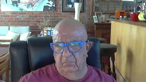 Snapshot of patvac chatting on December 21, 4:09 am patvac online show from December 21, 4:09 am