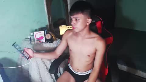 MrBigPaul online show from May 25, 8:53 am
