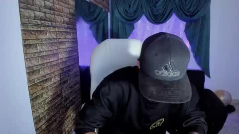 Paul online show from November 25, 4:03 am