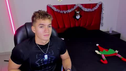 Paull George online show from November 13, 3:39 pm