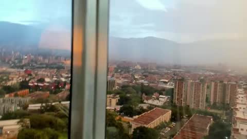 Snapshot of paul_reyborg chatting on October 16, 10:40 pm Paul online show from October 16, 10:40 pm