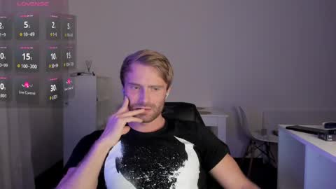 Paul Rolex  Jane online show from March 19, 11:30 pm