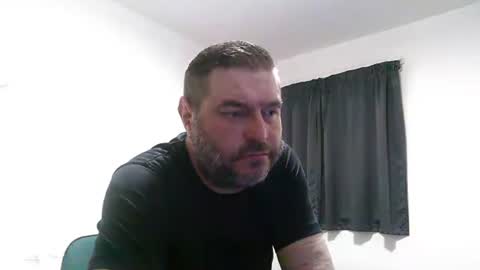 pauljr85 online show from June 19, 10:03 pm