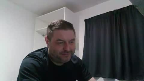 pauljr85 online show from June 30, 9:27 pm
