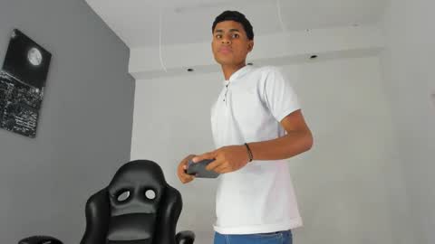 Snapshot of paull_cassidy chatting on October 10, 9:39 pm Paull Cassidy online show from October 10, 9:39 pm