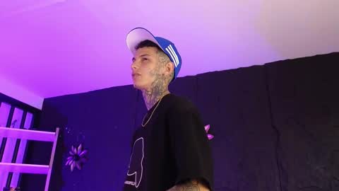 Paulo online show from February 11, 10:04 pm