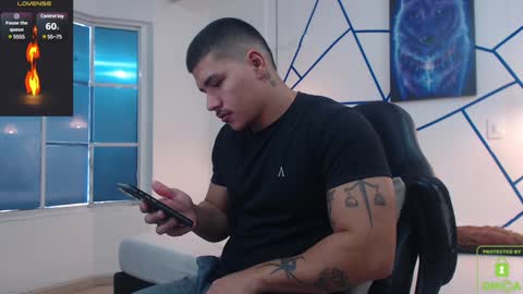 Snapshot of paulo_allen chatting on December 21, 1:10 pm Paulo online show from December 21, 1:10 pm