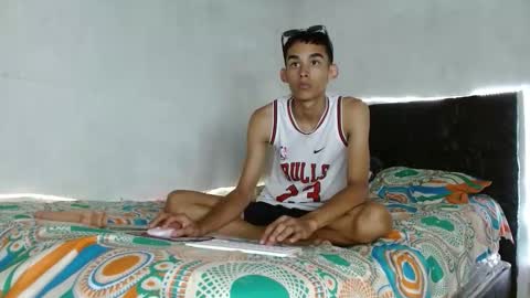 Snapshot of paulosex12 chatting on November 2, 6:17 am paulosex12 online show from November 2, 6:17 am