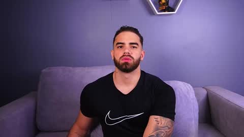 Paul Phoenix online show from December 15, 8:28 pm